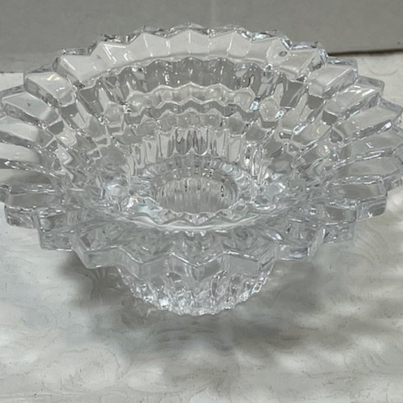 PartyLite Glass Cut Radiance Candle Holder Fits 1"-3" Round Candles 5"x2.25" - Picture 1 of 11